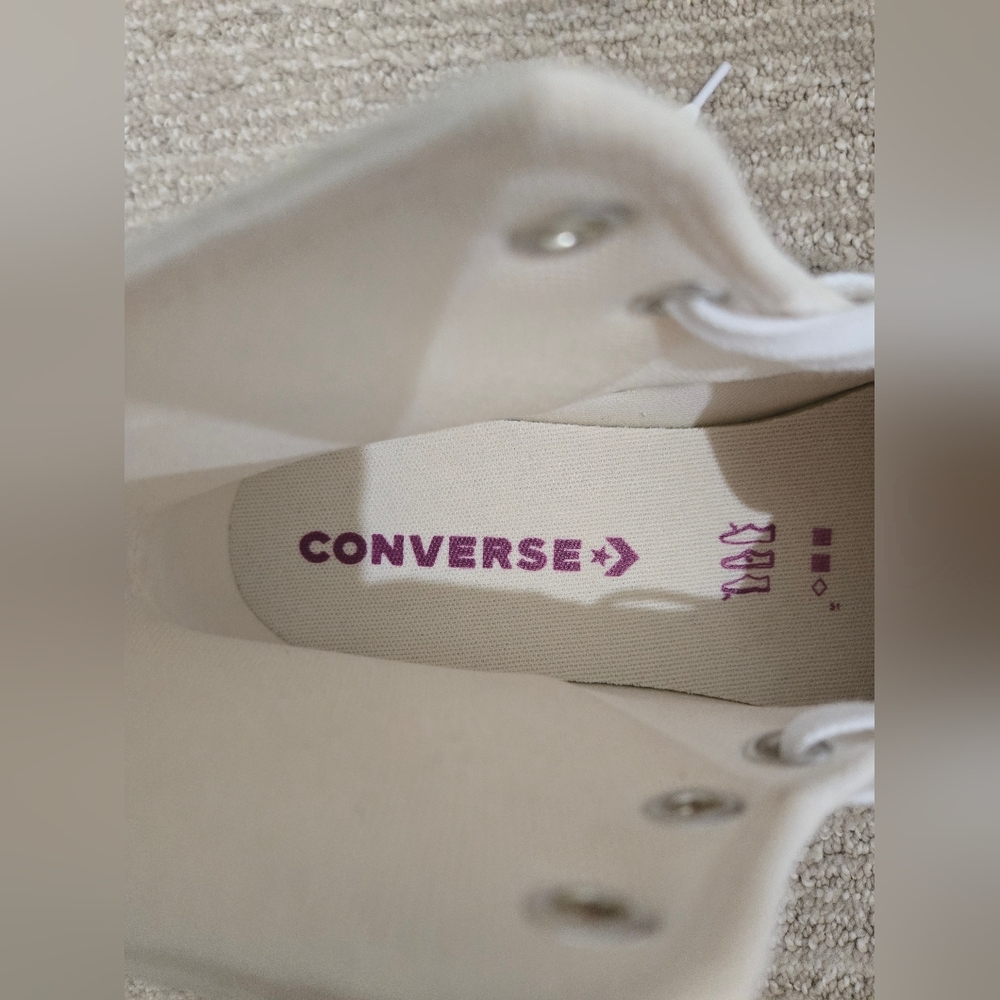 Converse White Floral Embroidered High Top Sneakers - Picture 6 of 10